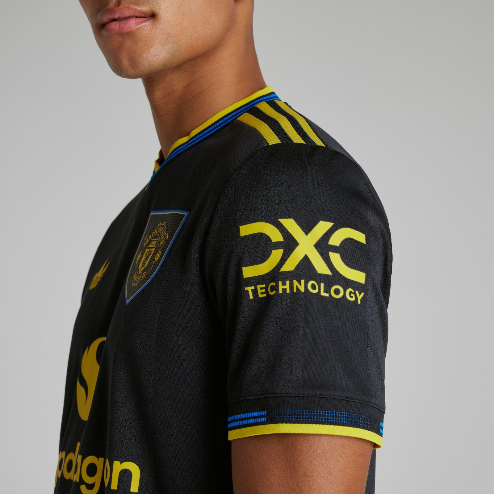 GOSTUJOČI DRES MANCHESTER UNITED FC 2025/2026 - Image 3